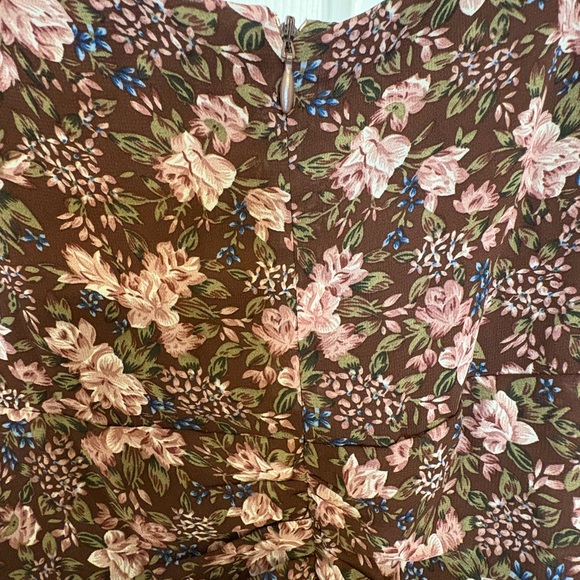 ASTR The Label Brown Floral Ruched Maxi Dress Puff Sleeve Romantic Small NWT - Picture 9 of 11